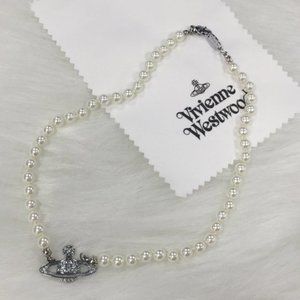 NWT Vivienne Westwood- Mini Bas Relief Choker in Silver